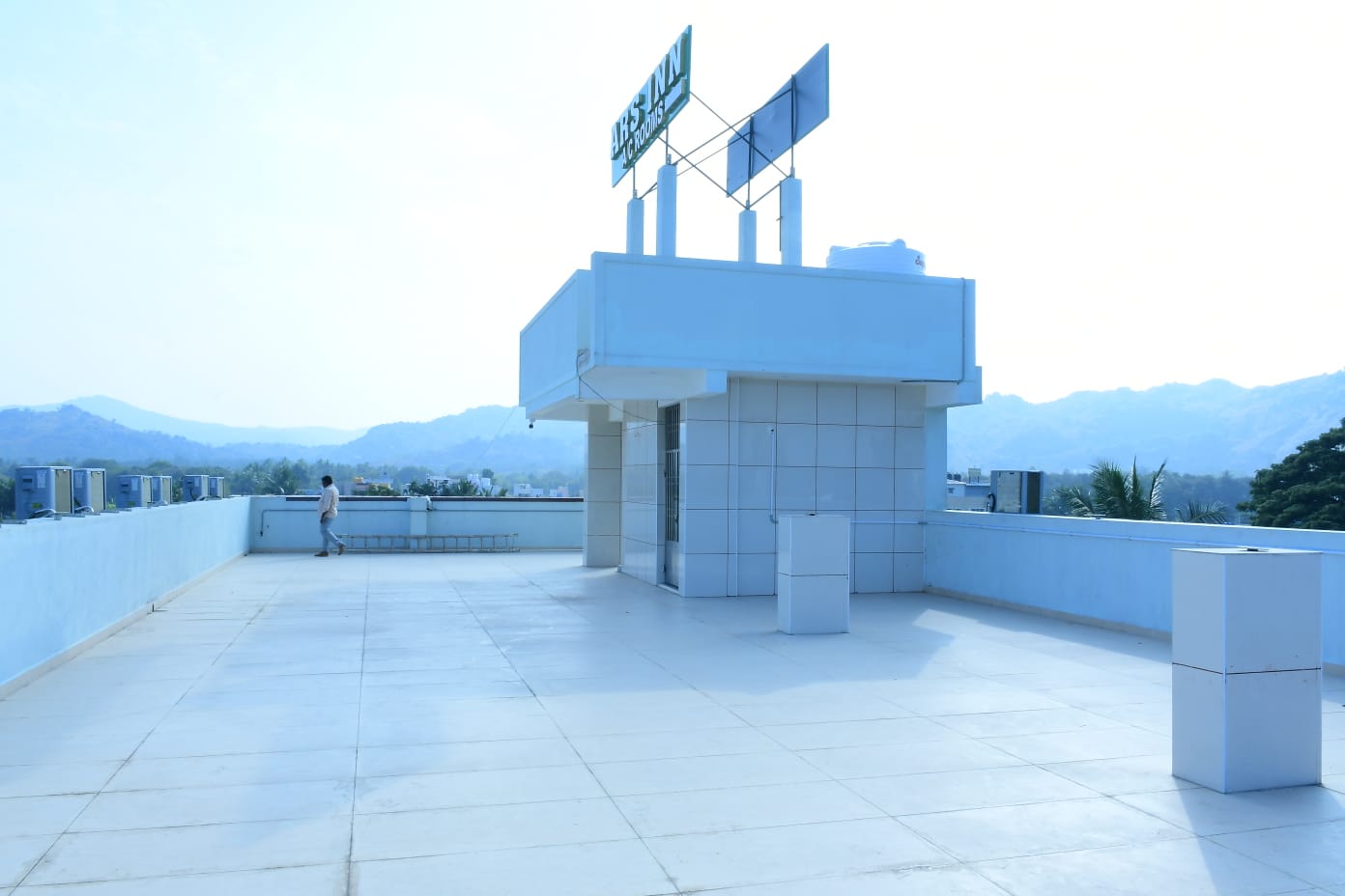 WhatsApp Image 2026-02-03 at 16.17